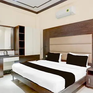 Aerotech Plaza Hotel New Delhi